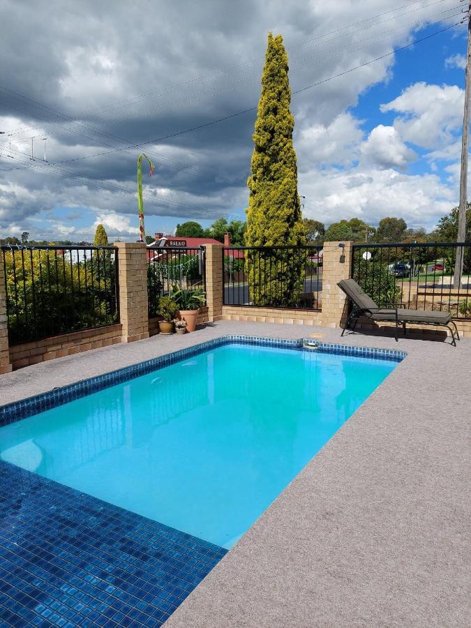 Settlers Motor Inn Tenterfield Eksteriør billede