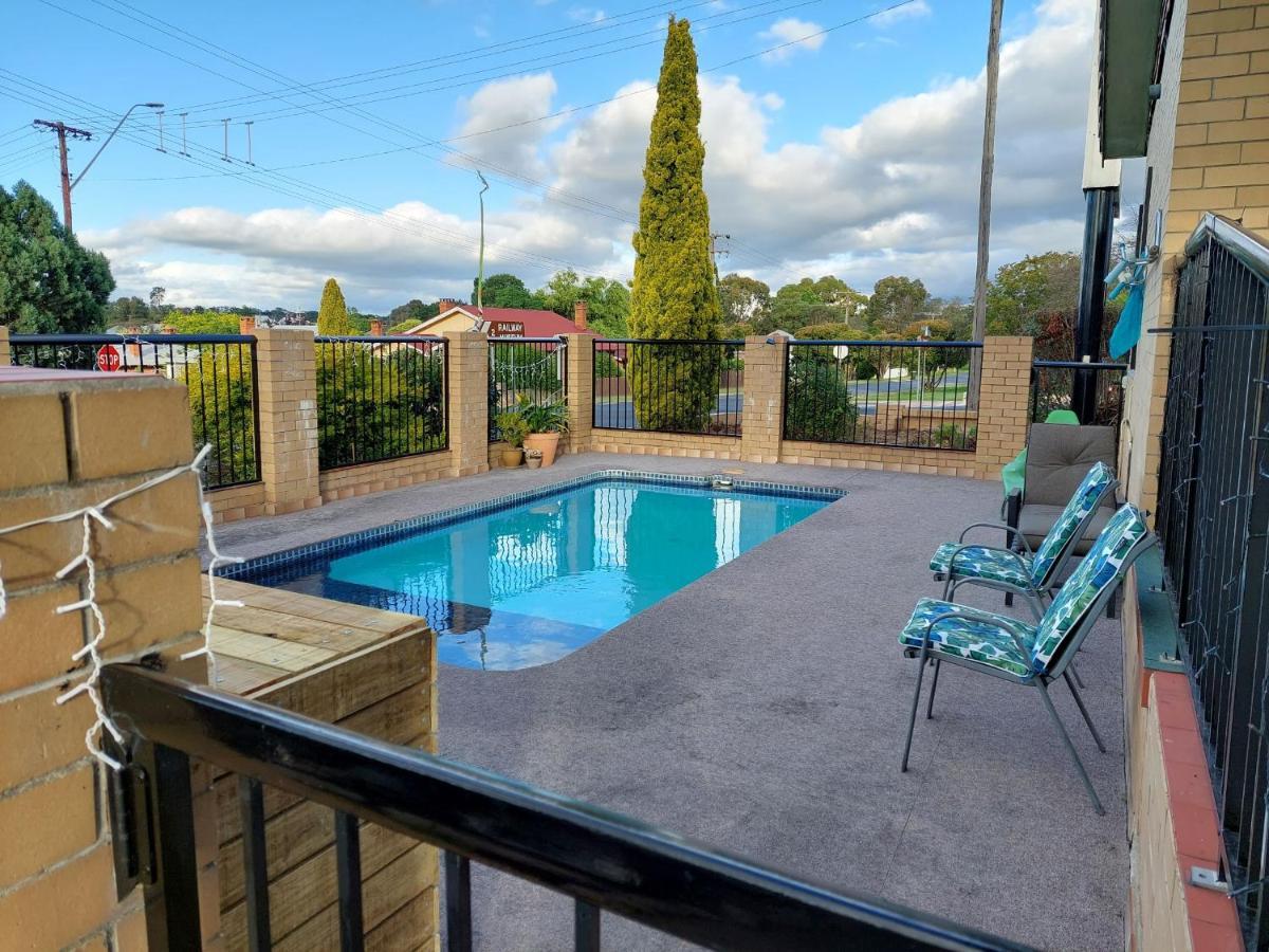 Settlers Motor Inn Tenterfield Eksteriør billede